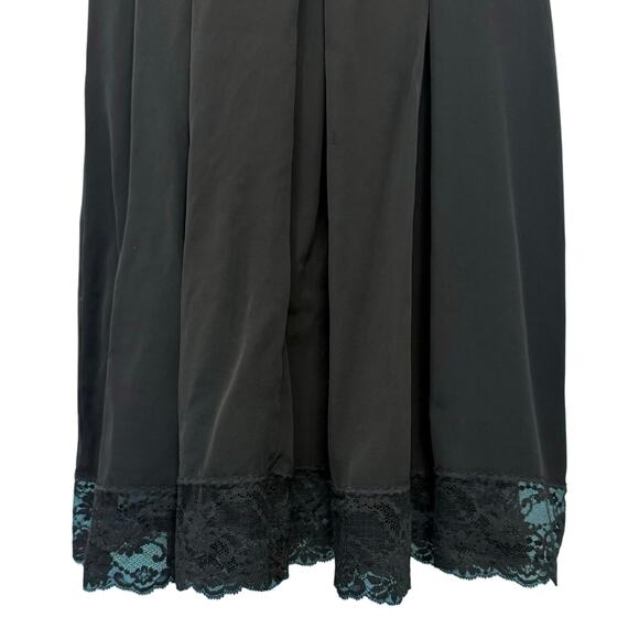 Marc Jacobs Black Lace Hem V-Neck Ruffle Pleated Shift Dress size 6 Silk Rayon - Picture 10 of 12